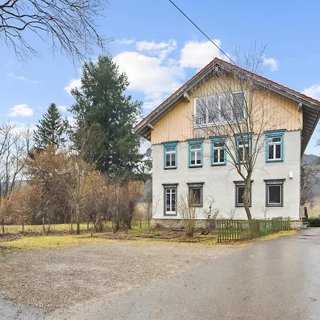 Bergzeit Fuer Familien Mit Garten